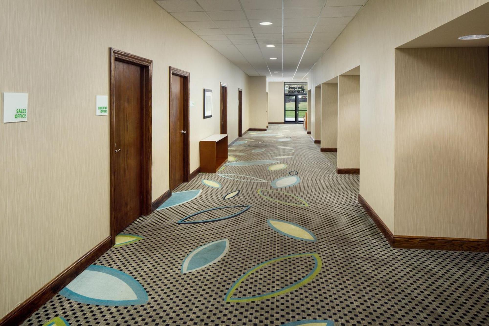 Holiday Inn Weirton-Steubenville Area Zewnętrze zdjęcie