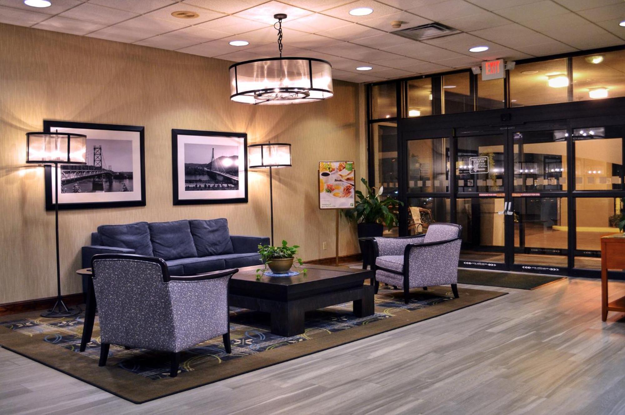 Holiday Inn Weirton-Steubenville Area Zewnętrze zdjęcie